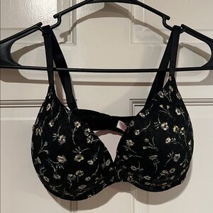 PINK Victoria’s Secret Wear Everywhere Push-Up Bra - Size 34DD